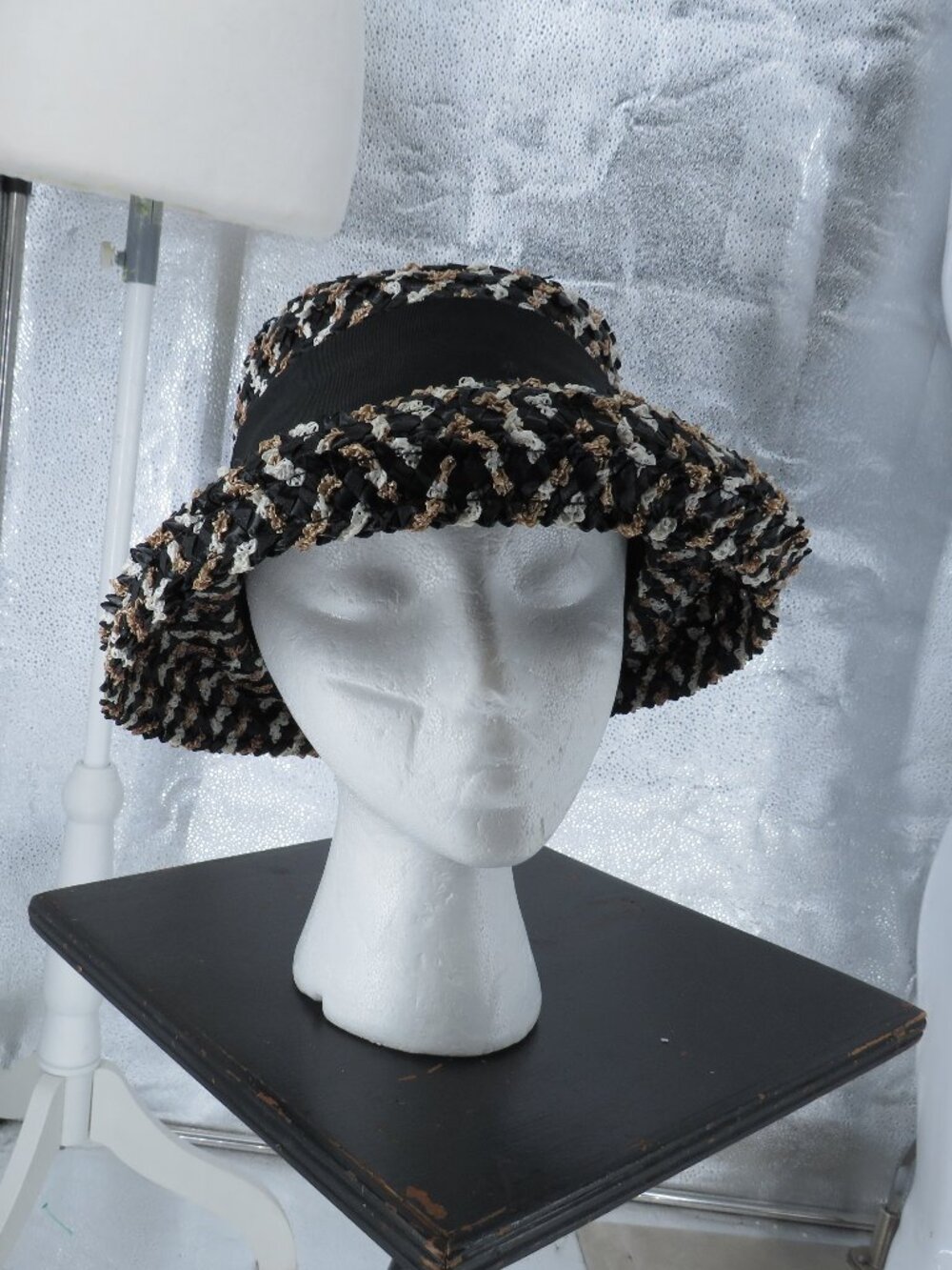 Vintage Marshall Field Bucket Hat Woven Straw Black Gold White One Size Women's